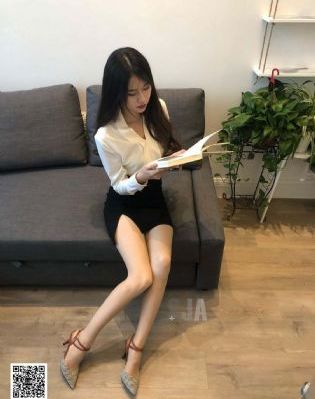 《他在逆光中告白》电视剧免费