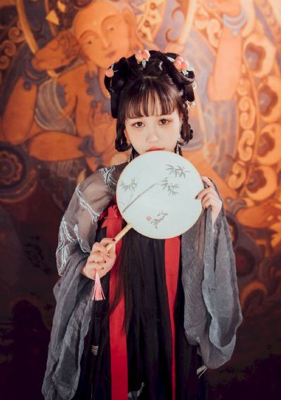 乖乖女是大明星