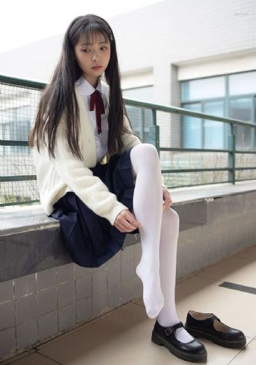 小公主侍卫h嗯～h呻吟np